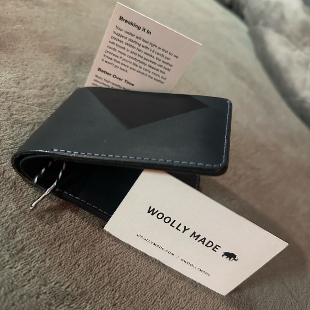 Landscape wallet by woolly made